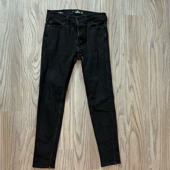 Hollister Denim - Picture 1 of 5